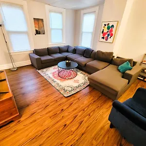  Apartment 3 Bedroom - Off Street Parking - Amazing View Nearby