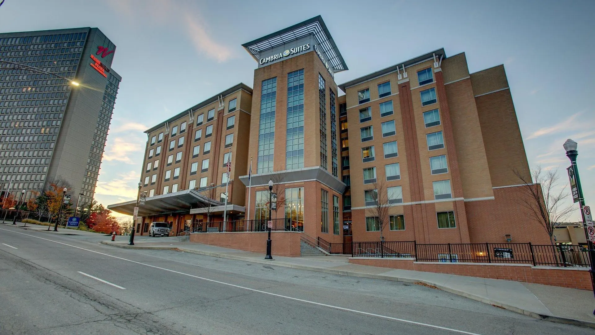 Cambria Hotel Pittsburgh - Downtown