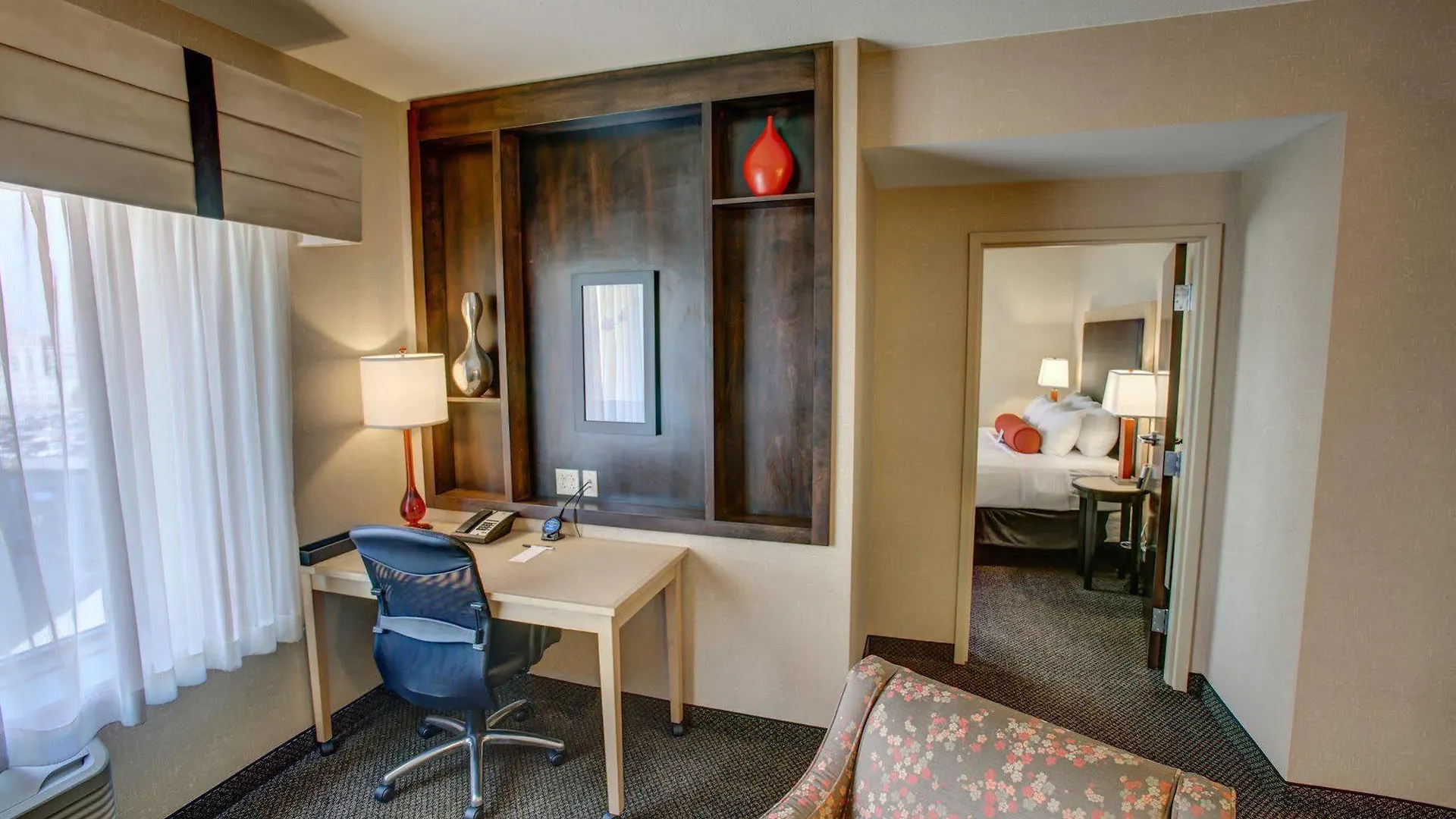 Cambria Hotel Pittsburgh - Downtown 4*,