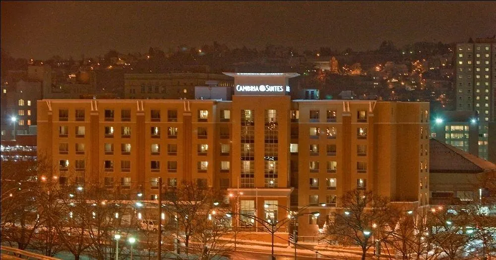 Cambria Hotel Pittsburgh - Downtown
